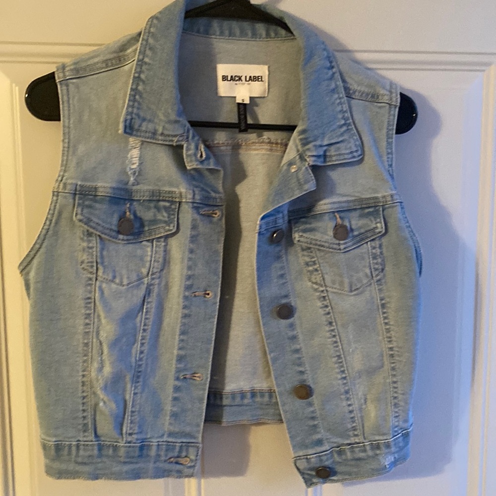 Black label Jean vest with some distressing!! Looks great with summer dresses. - Picture 1 of 2